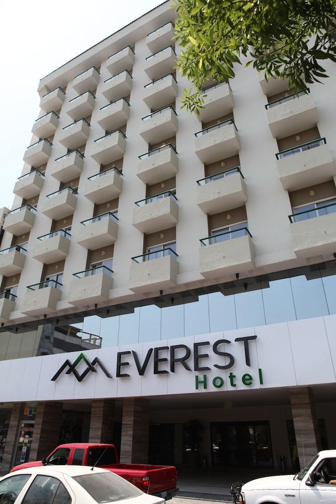 Everest Ciudad Victoria Zewnętrze zdjęcie
